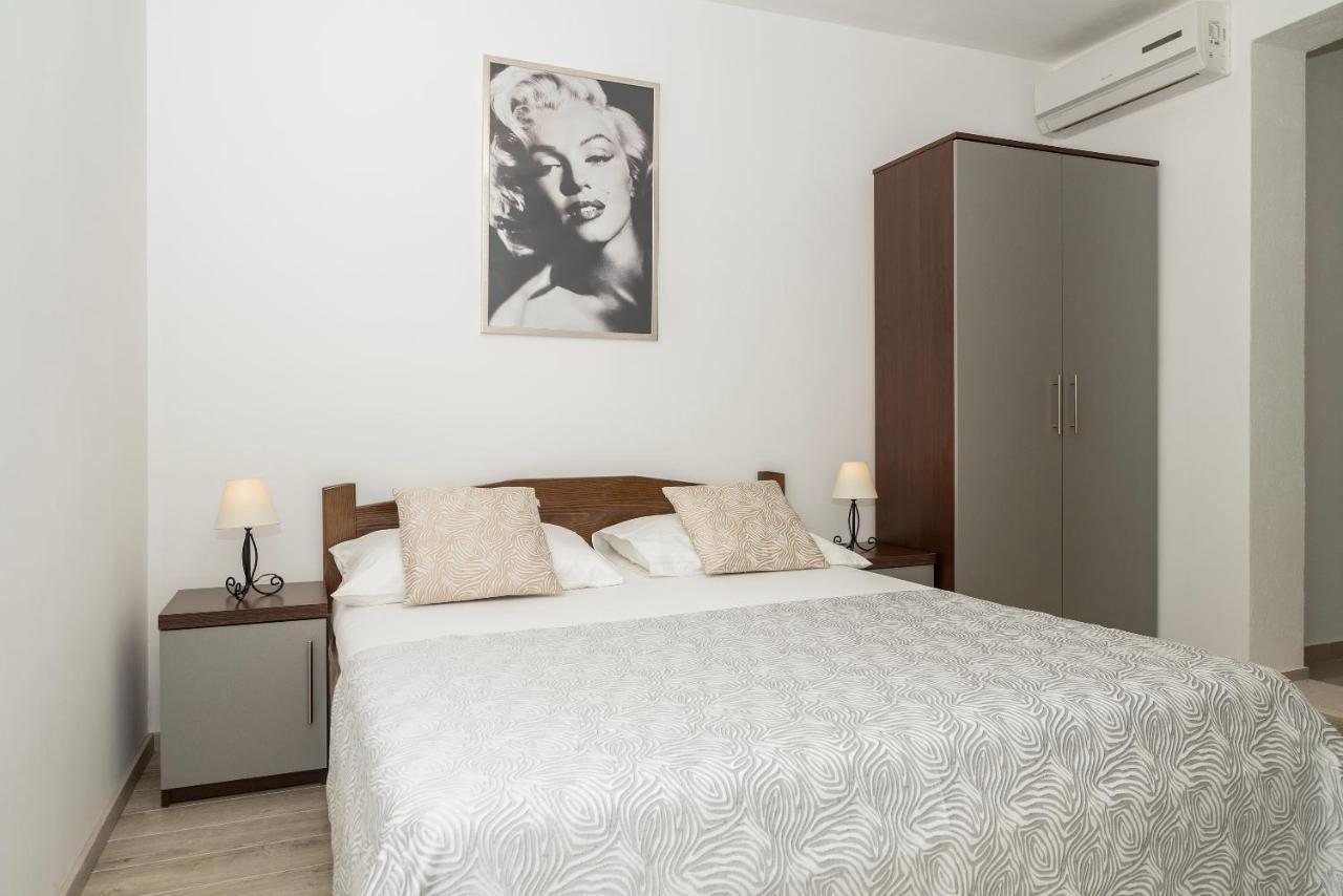 Apartamento Bilin San Baška Voda Exterior foto