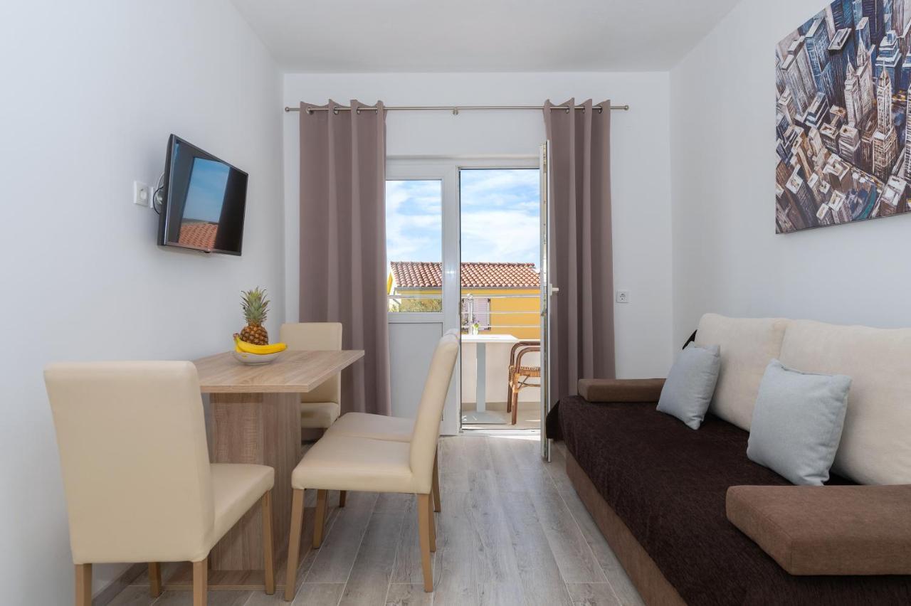 Apartamento Bilin San Baška Voda Exterior foto